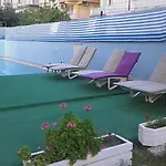 Tecimen Otel Kuşadası