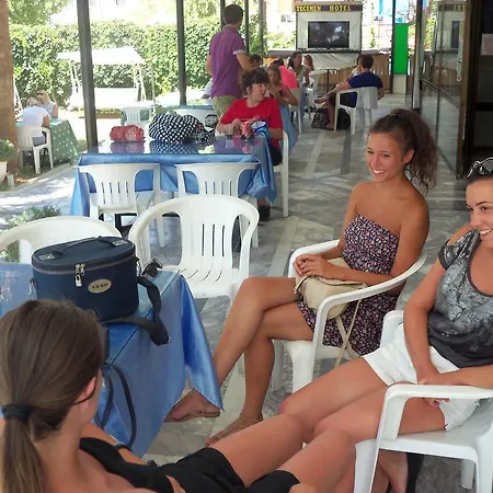 Tecimen Otel
